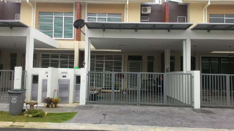 Double storey Terrace Terreza Kota Seriemas Nilai