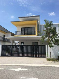 3STY SEMI-DETACHED SIERRA TYPE D1 SG LONG KAJANG - photo 1