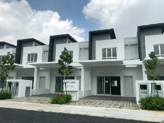Double storey Casa Green Cyber South Dengkil