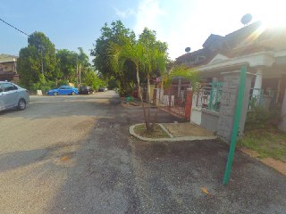 DOUBLE STOREY END LOT KOTA DAMANSARA SEKSYEN 5 - photo 2