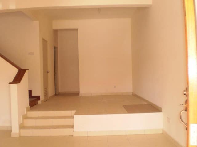 end lot Alam Budiman 2 storey link house - photo 3