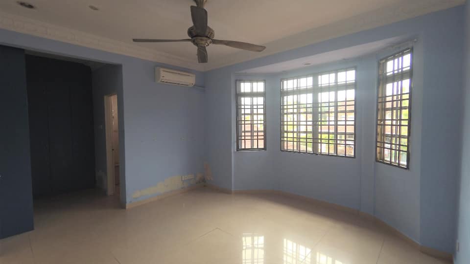 Renovated Two Storey Terrace Kota Damansara Sec 8 - photo 6