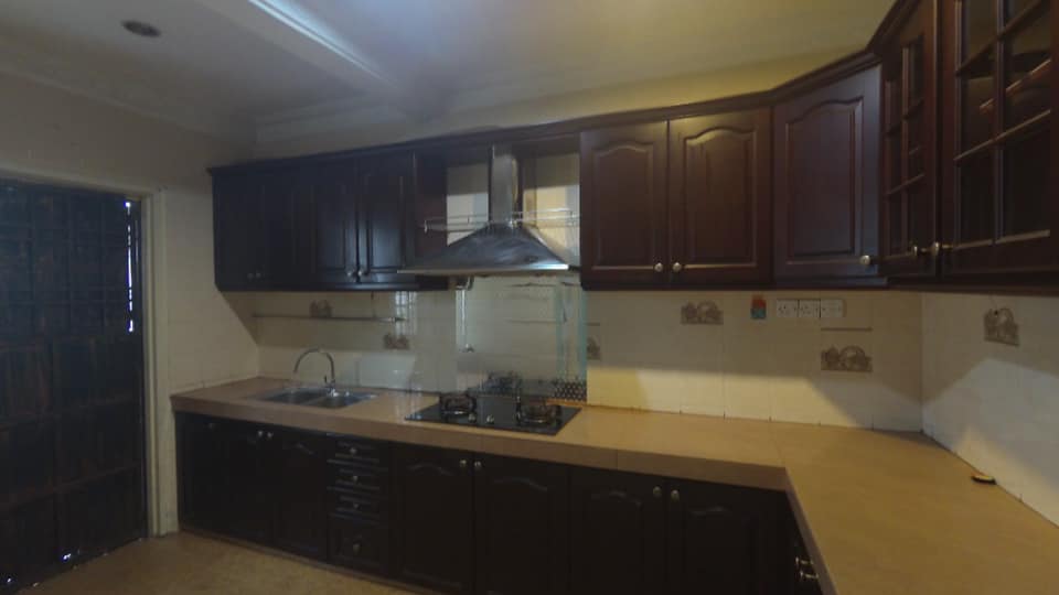 Renovated Two Storey Terrace Kota Damansara Sec 8 - photo 9