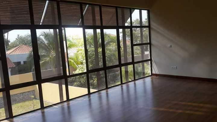 Banglow 2 tingkat Banyan Close Bukit Mahkota Bangi - photo 8