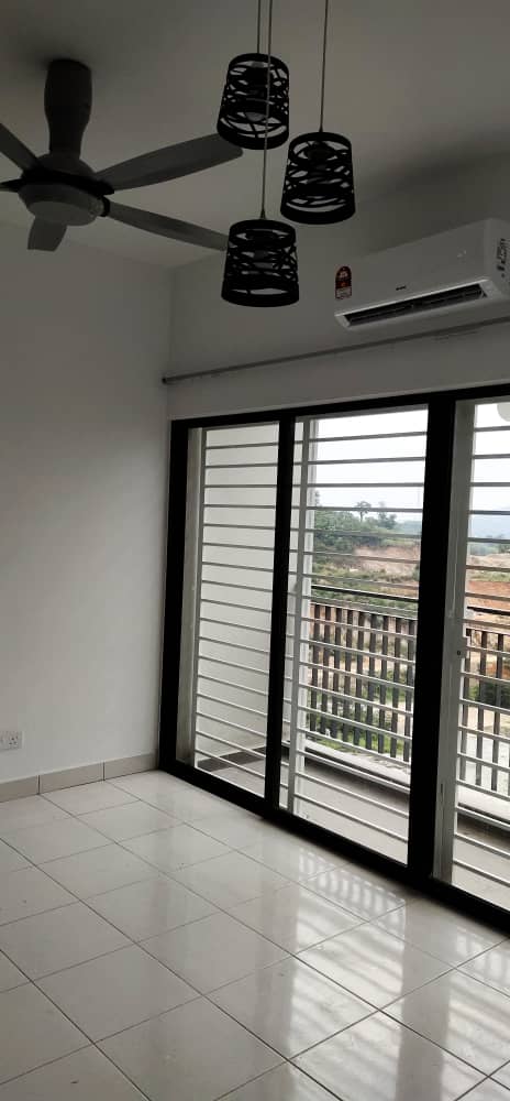 Lili Residensi  Nilai - photo 2