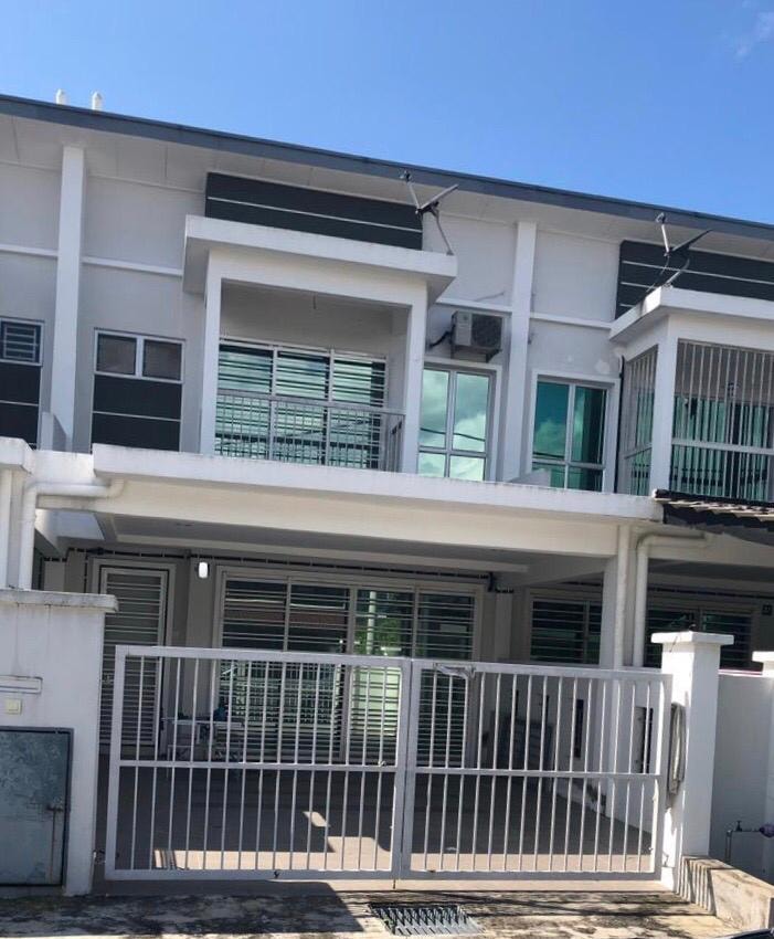 DOUBLE STOREY TAMAN JENDERAM PERMAI DENGKIL BANGI - photo 1