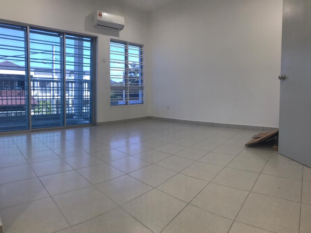 DOUBLE STOREY TAMAN JENDERAM PERMAI DENGKIL BANGI - photo 6