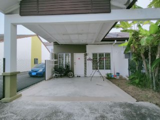 Endlot Single storey Taman Ixora Salak Tinggi - photo 10