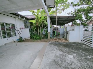 Endlot Single storey Taman Ixora Salak Tinggi - photo 4