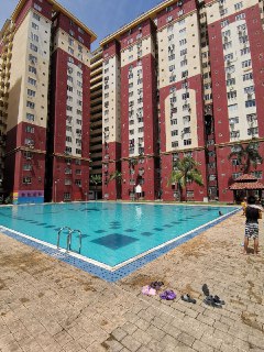 MENTARI COURT APARTMENT CORNER LOT
