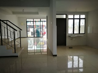 CORNER LOT DOUBLE STOREY TAMAN SAUJANA KLIA - photo 7
