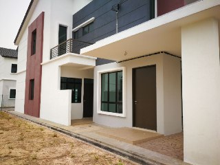 CORNER LOT DOUBLE STOREY TAMAN SAUJANA KLIA - photo 5