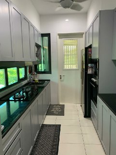 FULLY RENOVATED CORNER LOT 3 STOREY SEJATI RESIDEN - photo 2