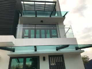 FULLY RENOVATED CORNER LOT 3 STOREY SEJATI RESIDEN
