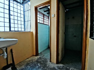 Mawar Jaya Apartment Persiaran Kota Perdana - photo 4