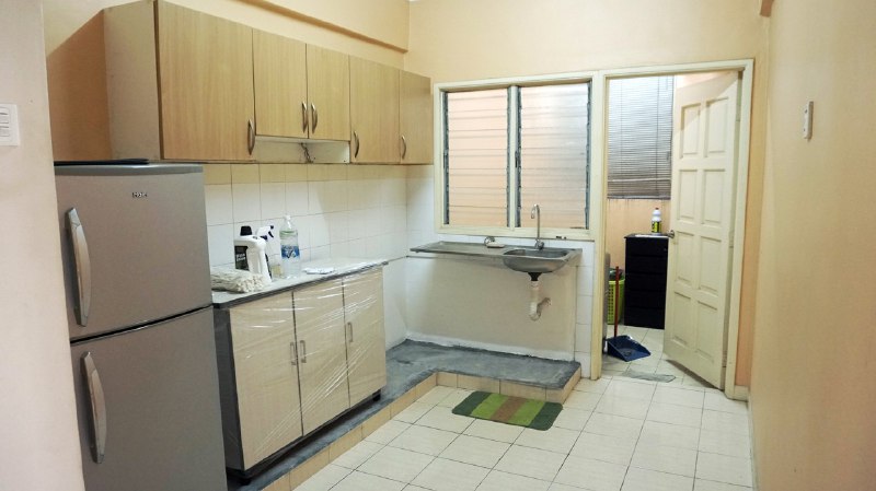 Belimbing Heights Apartments - photo 4