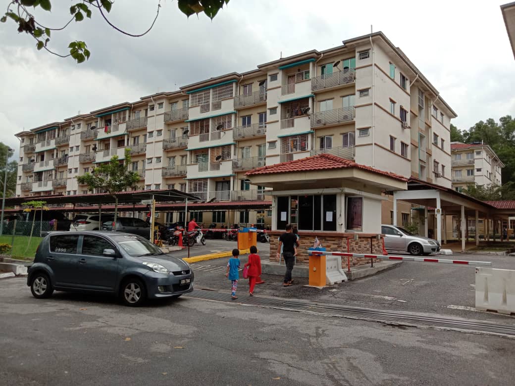 GROUND FLOOR TAMAN CHERAS INTAN APARTMENT