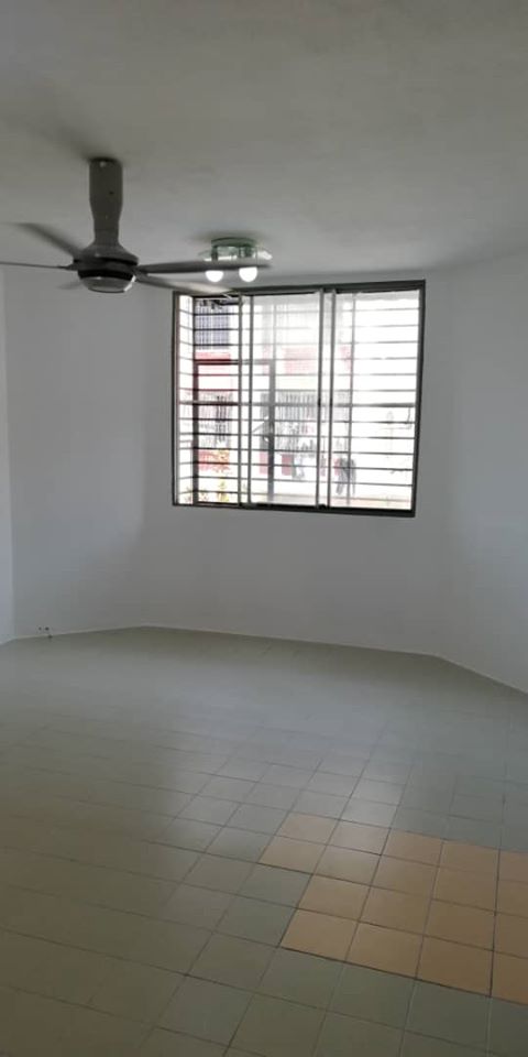 GROUND FLOOR RAMPAI COURT FASA 2  SETAPAK - photo 4