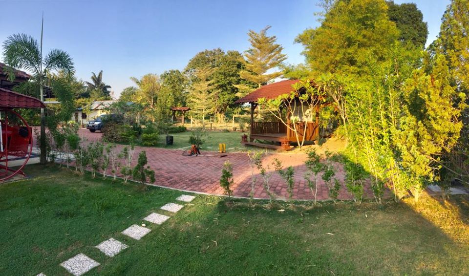 Rumah Tanah Setengah ekar kampung Tanjung Nilai - photo 7