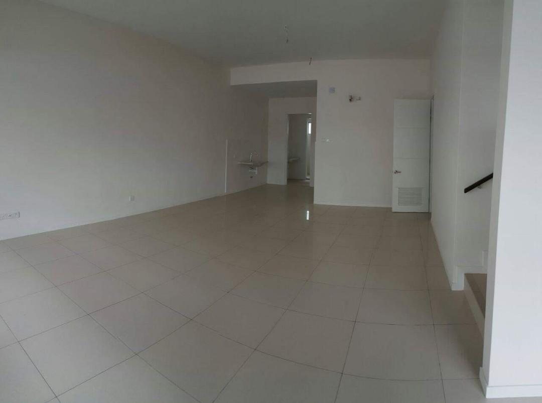 New Superlink Three Storey Tropicana Heights - photo 5