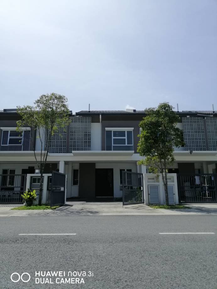 New Superlink House Double Storey Bandar Rimbayu