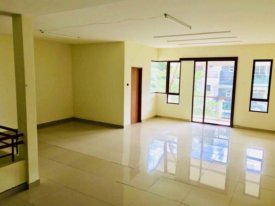 3 Storey Superlink Taman sakap kajang TTDI - photo 3