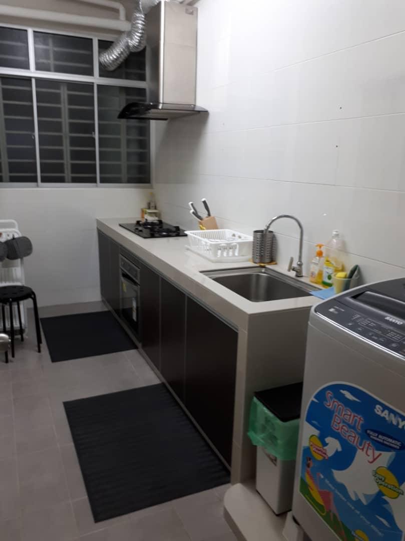 CONDOMINIUM KOI KINRARA SUITES PUCHONG - photo 6