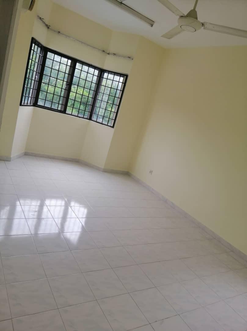 CORNER UNIT ENDAH REGAL CONDO SRI PETALING - photo 5