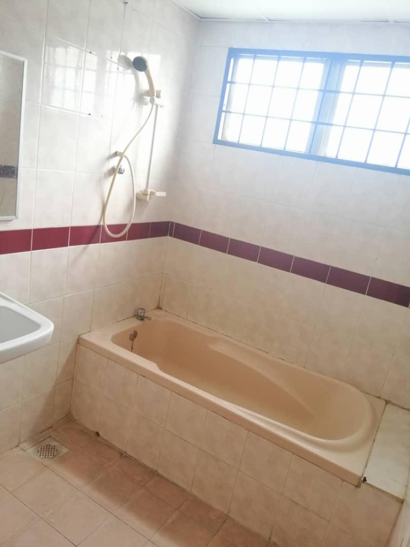 CORNER UNIT ENDAH REGAL CONDO SRI PETALING - photo 2