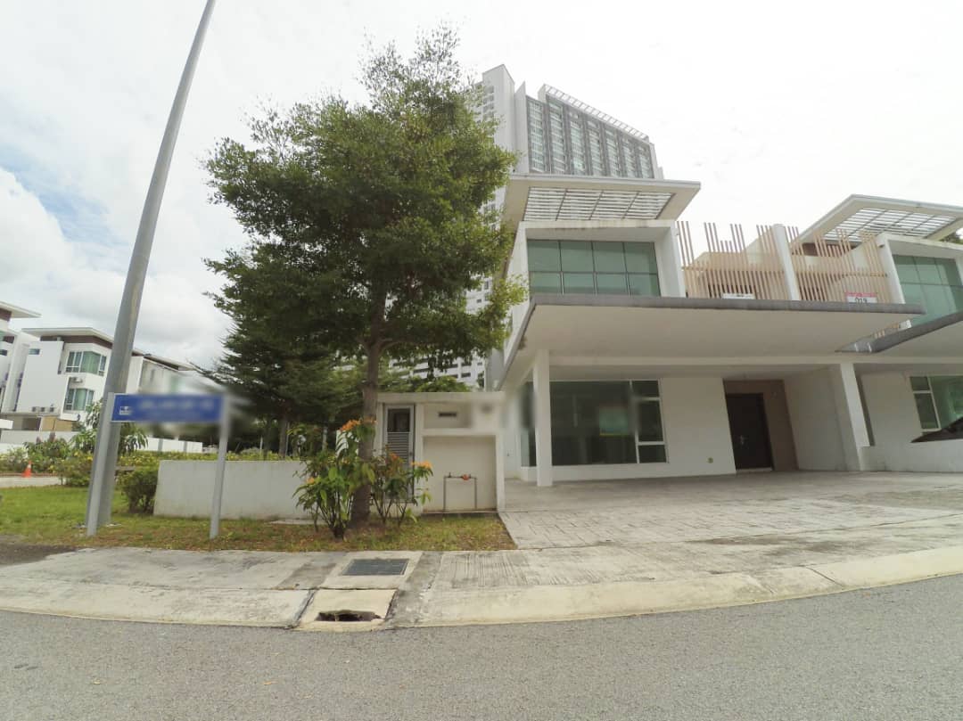 2 Storey Semi D Corner Garden Residence Cyberjaya