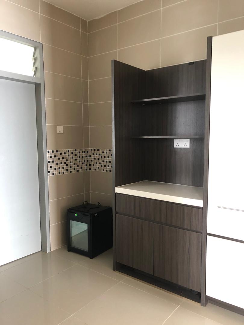 Partly furnished Tamara Residences Putrajaya - photo 3