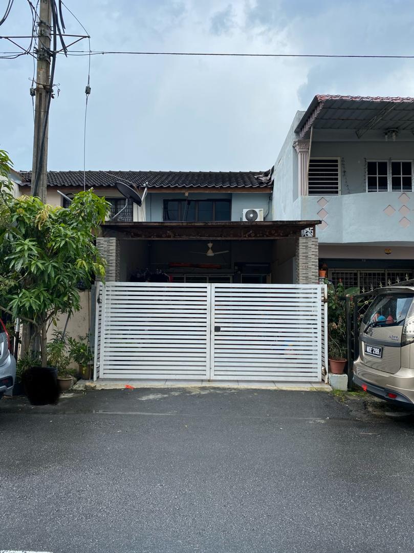 Double Storey Terrace Taman Putra Pandan Indah