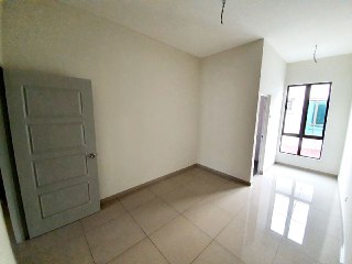 FULL GATED GUARDED 2 STOREY DESA MAYANG SARI NILAI - photo 3