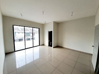 FULL GATED GUARDED 2 STOREY DESA MAYANG SARI NILAI - photo 4