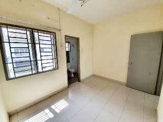 2 STOREY TERRACE HOUSE TAMAN SERI BANGI SEKSYEN 8 - photo 4