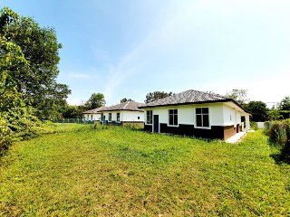 NEW HOUSE 1 STOREY BUNGALOW MAHKOTA HILLS LENGGENG - photo 2