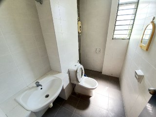 CORNER LOT 2 STOREY SEMI D TAMAN TASIK SEMENYIH - photo 4