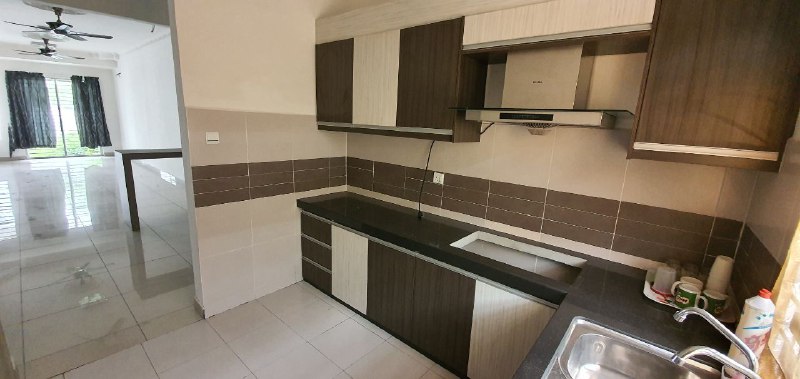 2 And Half STOREY TERRACE SERI WIRANI SEKSYEN 8 - photo 2