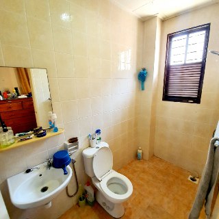 END LOT WITH LAND 2 STOREY HOUSE BUKIT JELUTONG - photo 6
