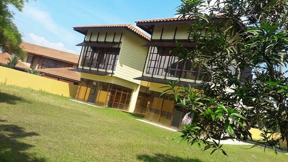 Banglo 2 Tingkat Banyan Close Bukit Mahkota Bangi