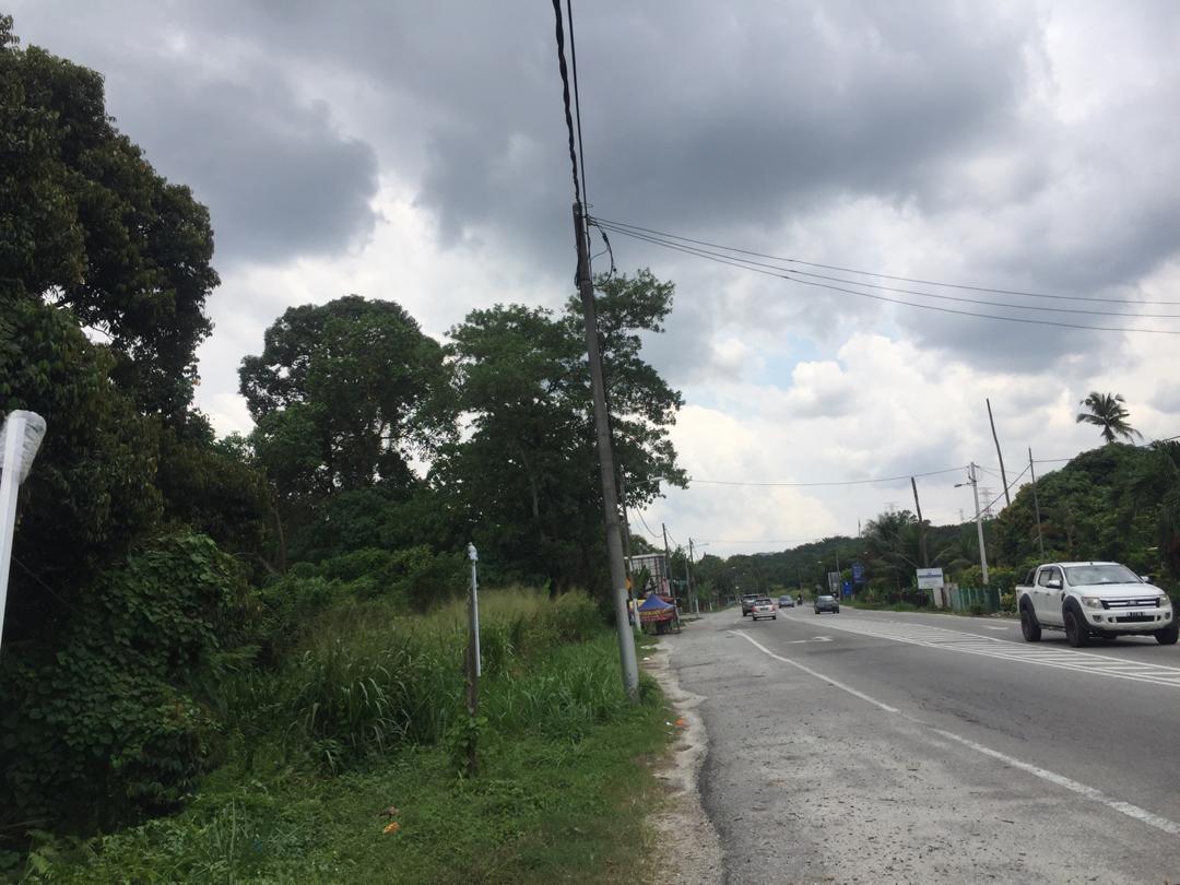 Tanah Tepi Jalan Semenyih Sungai Lalang - photo 5