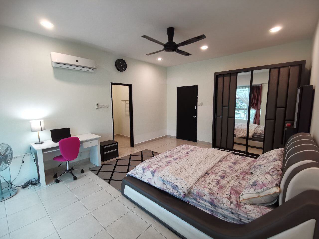 DOUBLE STOREY BANGI AVENUE NEAR BANDAR SERI PUTRA - photo 2