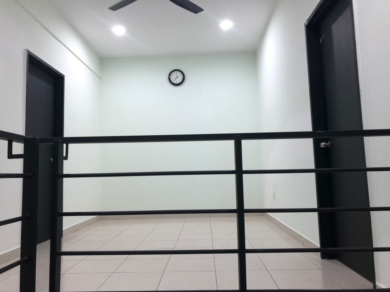 DOUBLE STOREY BANGI AVENUE NEAR BANDAR SERI PUTRA - photo 11