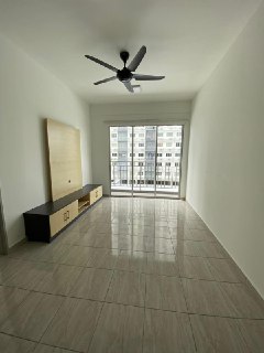 FACING POOL Apartment Tmn Putra Impian