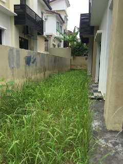 3 storey Semi D Taman Tropika 2 in front of playgr - photo 8