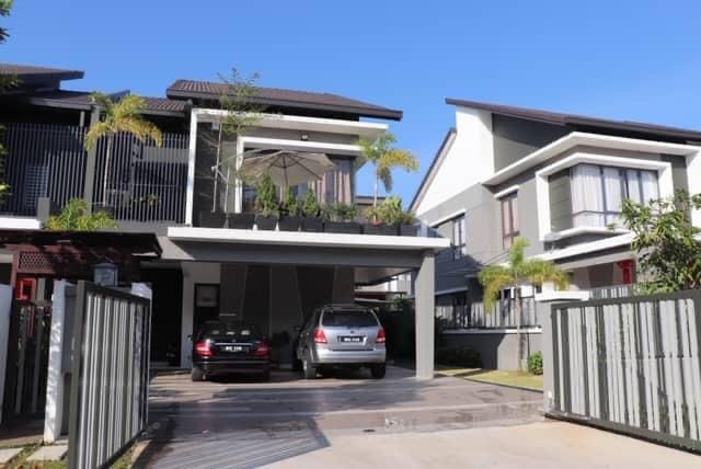 Hemingway Semi D Villas Bandar Seri Coalfields - photo 1