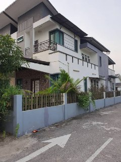 Pool Villa Semi D Corner Lot Seksyen 30 Shah Alam - photo 2