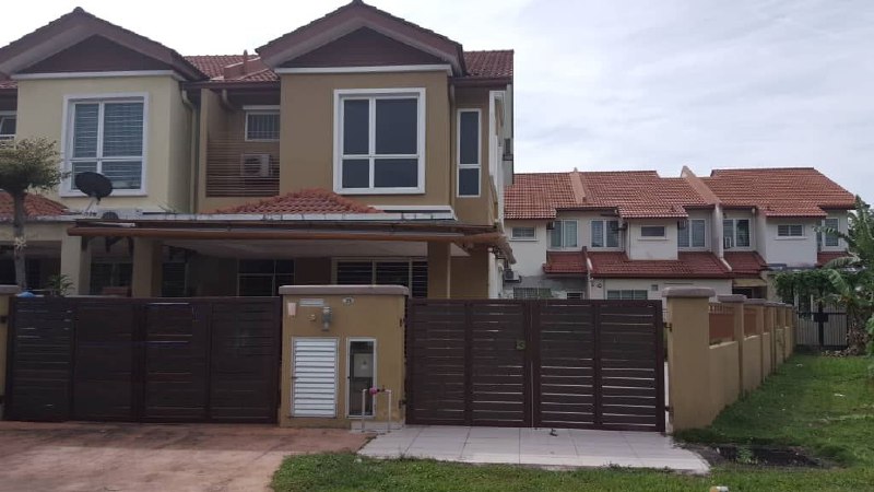 Corner Lot  2 Storey Taman Puchong Prima