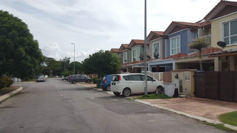 Corner Lot  2 Storey Taman Puchong Prima - photo 2