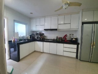 3 Storey Bungalow Jacaranda Garden Residence Cybe - photo 3